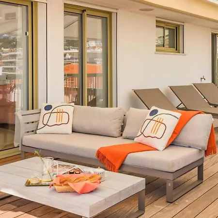 Somptuous Sea-view 3 Bedrooms Penthouse Moure Rouge