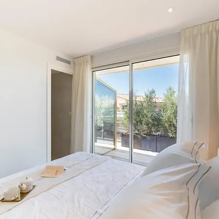 Somptuous Sea-view 3 Bedrooms Penthouse Moure Rouge Apartment