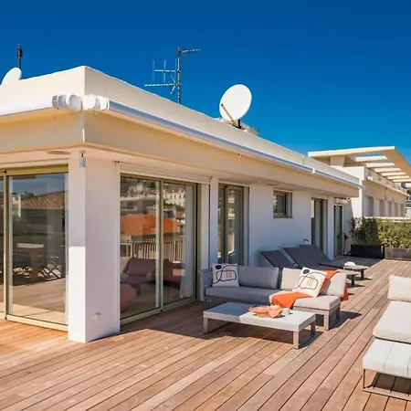 Hébergement de vacances Somptuous Sea-view 3 Bedrooms Penthouse Mouré Rouge Cannes